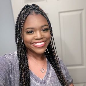 Meet your Posher, Diane